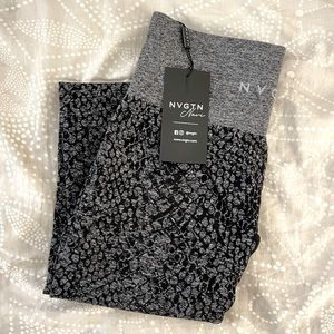 NVGTN Black Speckled Snakeskin Seamless Leggings